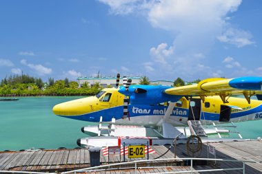 İçinde Maldivler liman deniz uçakları