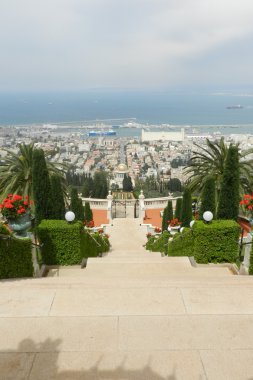 Bahai Tapınağı Bahçe