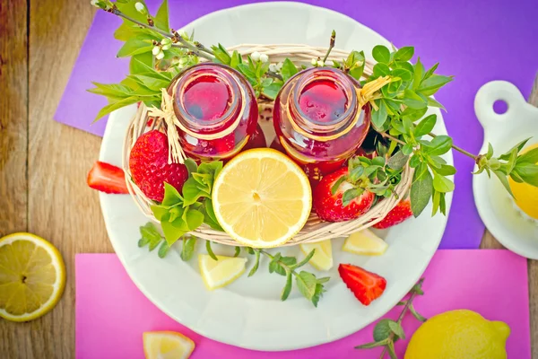 Hälsosam juice - berry juice — Stockfoto