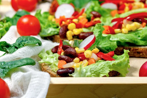 Gezond eten - vegetarisch voedsel — Stockfoto