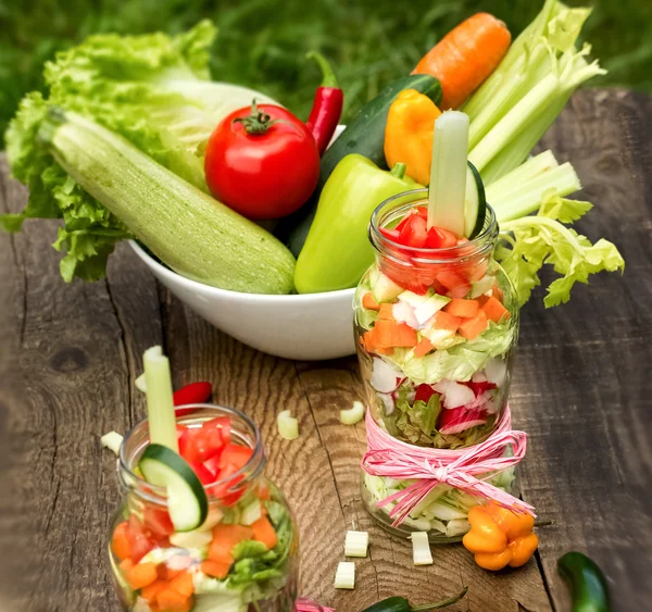 Słoik, pełnego zdrowej żywności - zdrowe jedzenie — Zdjęcie stockowe