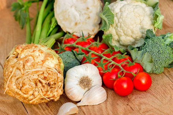 Zdrowa żywność - organiczne warzywa — Zdjęcie stockowe