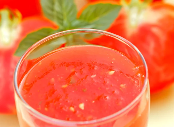 Tomato smoothie - tomato juice — Stock Photo, Image