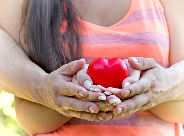 The relationship of two young people in love - Valentine's Day — Stock Photo, Image