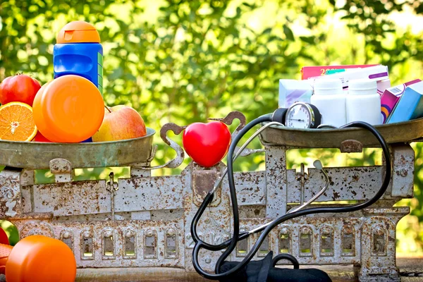 Dieta adecuada y actividad física para un estilo de vida saludable —  Fotos de Stock