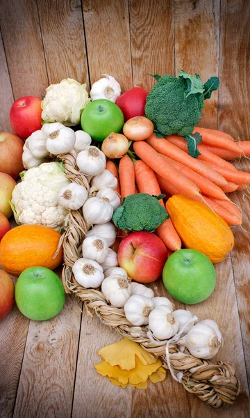 Alimentos saudáveis - alimentação saudável — Fotografia de Stock