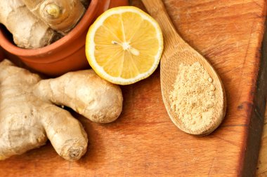 Kıyılmış-zemin zencefil ve zencefil kökü