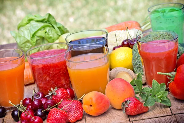 Healthy drinks - healthy beverages — Stock Photo, Image