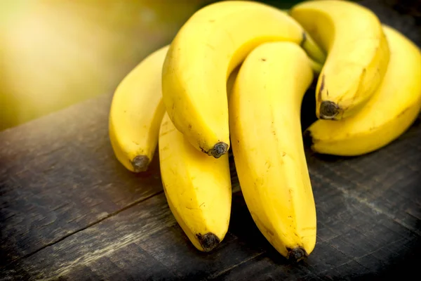 Fresh organic bananas — Stock Photo, Image