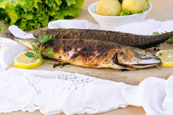 Griled mackerel - healthy food — Stock Photo, Image