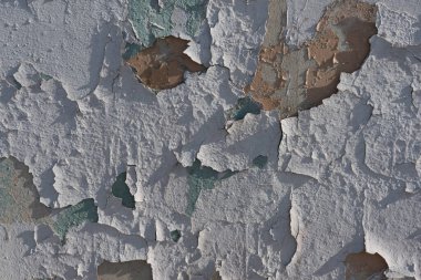 Duvar dokusu çatlaklarla dolu çok katmanlı sert gölgeler sokak aydınlatması