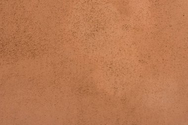 Duvardaki dekoratif alçıda boya izleri var.