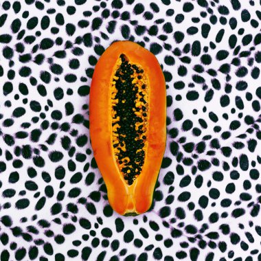 Papaya leopar baskı arka plan üzerinde. Mimari tasarım moda