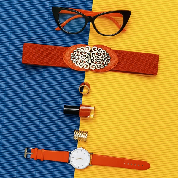 Stylová sada. brýle, pásek, hodinky. Dámské módní detaily. Pri — Stock fotografie