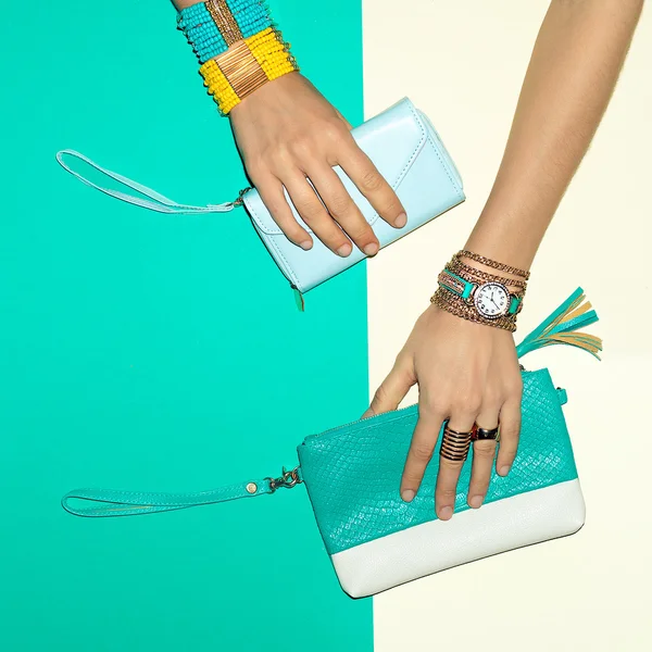 Trend Accessories. Jewelry and Clutch. Your Summer hoice — Stock Photo, Image