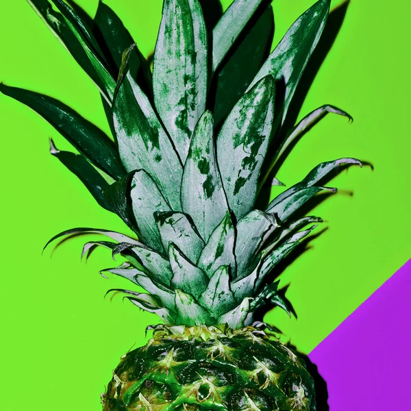 Tropical Love. Tropical Style. Pineapple, minimal fashion. — Stock Photo, Image