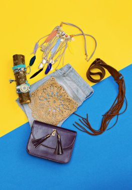 Yaz boho tarzı. Moda Giyim ve aksesuarları