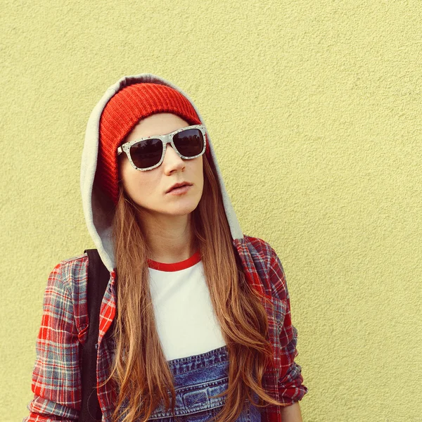 Brunette Student. Fashion autumn time. Checkered shirt. Urban st — Stock Photo, Image