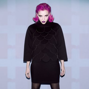 Bayan Gotik mor saç stil moda sanat