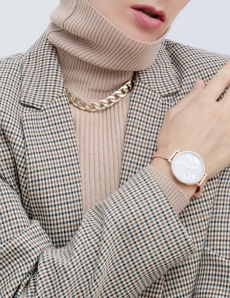 Stylish Paris Lady Details Everyday Look Casual Beige Checkered Jacket — Stock Photo, Image