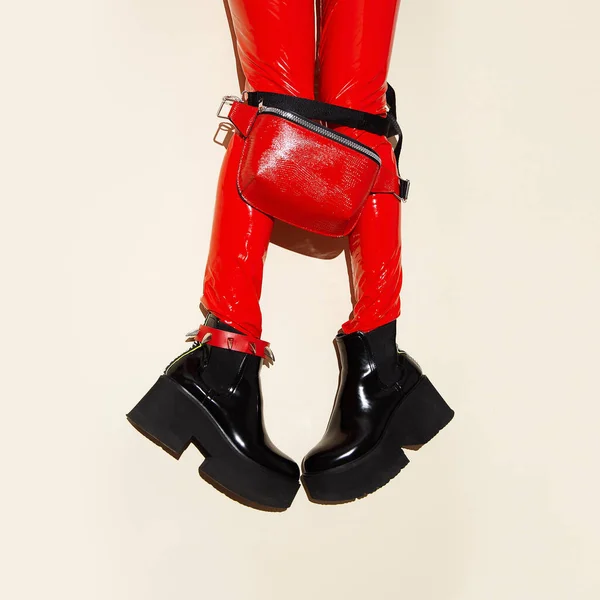 Fashion Legs Platform Party Boots Red Leather Clutch Leggins Minimal — Stock Photo, Image