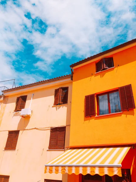 Fondo Pantalla Viaje Elegante Casas Mediterráneas Clásicas Piran Países Bajos — Foto de Stock