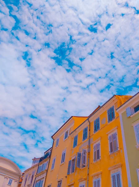 Stylish Travel Wallpaper Classical Mediterranean Houses Piran Slovenia — Stock Photo, Image