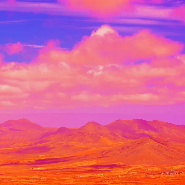 火山砂漠の道最小限の審美的な背景 — ストック写真