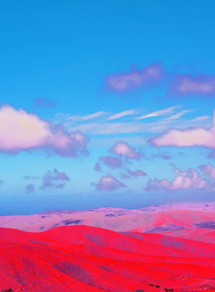 Вулканічний Пустельний Сюрреалістичний Пейзаж Ідеали Відбитків Листівок Телефонних Кейсів Друкованих — стокове фото