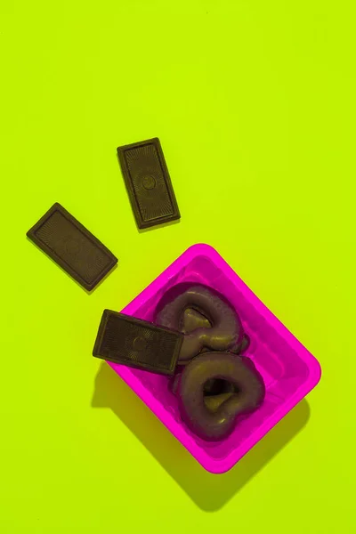 Chocolate Candy Mix Plastic Box Minimal Art Diet Calorie Addict — Foto de Stock