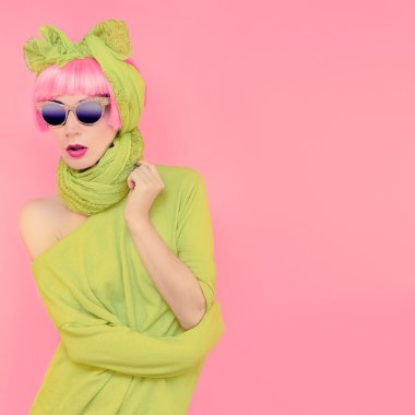 pembe peruk çekici moda bayan