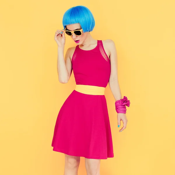 Glamorous lady bright style. bright summer — Stock Photo, Image