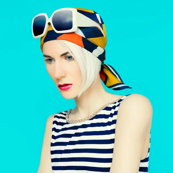 Blonde in fashionable summer accessory. Headscarf. — Stock Photo, Image