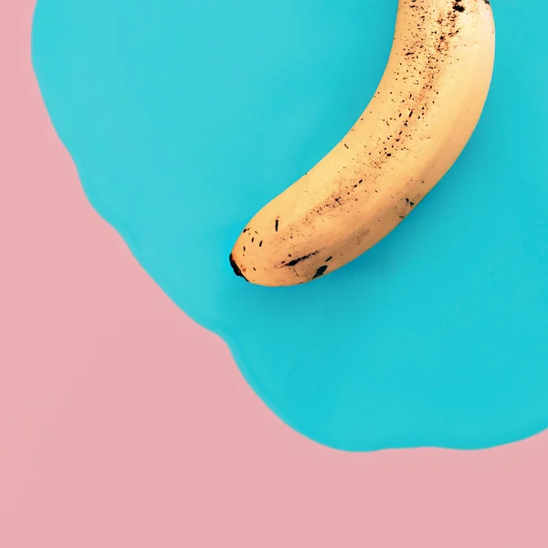 Vanilla minimal style. Exclusive Banana. fashion photos — 图库照片