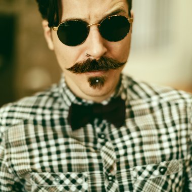 Şık hipster beni