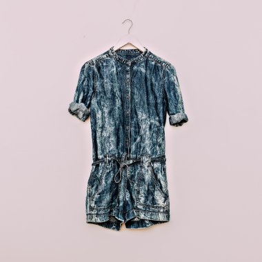 Moda kot takım elbise askısı