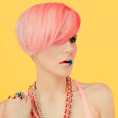 Saç renk eğilim. Şehvetli şık modeli