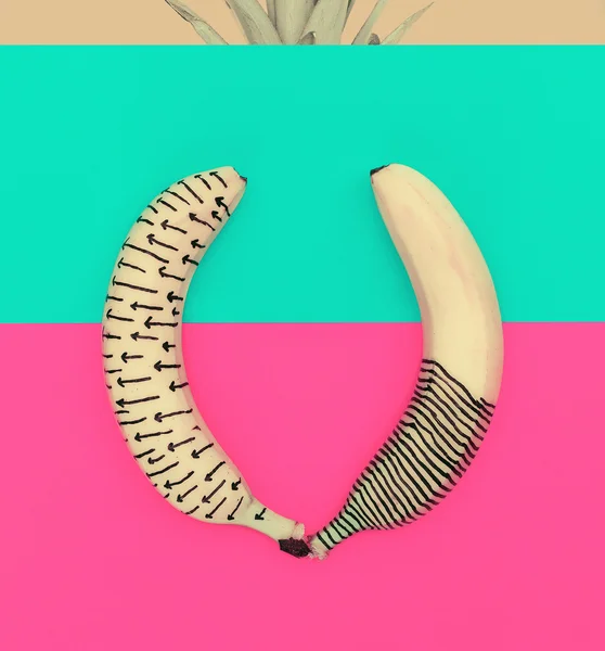 Conjunto tropical Banana engraçado. Estilo de moda minimalismo — Fotografia de Stock