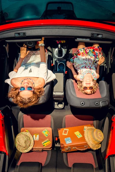 Rodina cestování autem — Stock fotografie