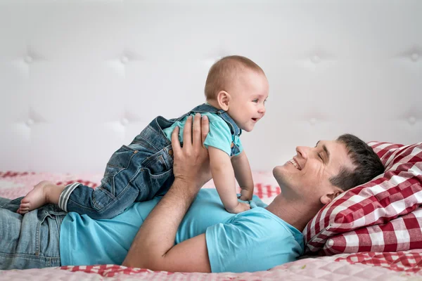 Père et bébé garçon — Photo