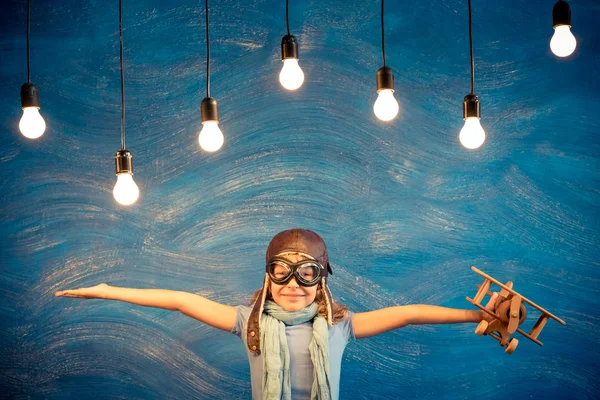 Child pilot playing — Stock Photo, Image