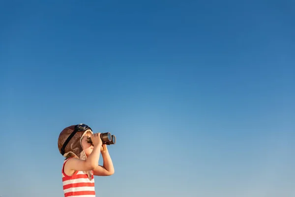 Criança Olhar Através Óculos Marinhos Miúdo Divertir Livre Verão Férias — Fotografia de Stock