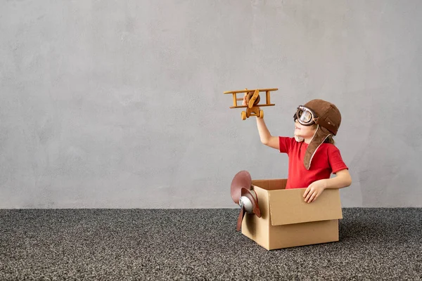 Child Pretend Sailor Kid Having Fun Home Summer Vacation Travel — Stock Photo, Image