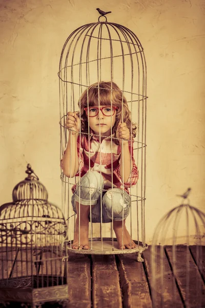 Bird in cage — Stock Photo, Image