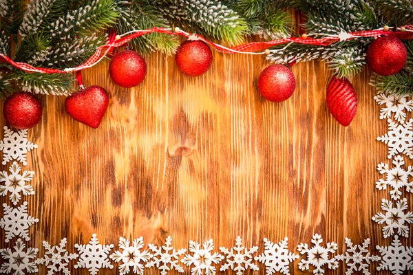 Kerstboom tak met decoraties — Stockfoto