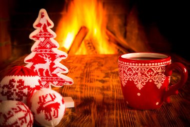 Noel şömine yakın