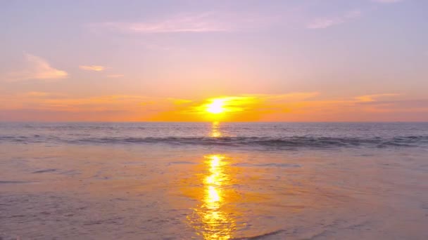 Scena Zachodu Słońca Tropikalne Morze Plaży Nowa Normalna Kovid Phuket — Wideo stockowe
