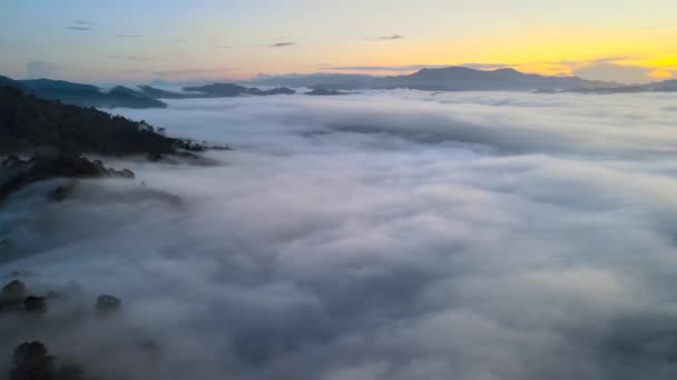 Ранковий Туман Або Хмарний Ландшафт Світанку Сцена Сходу Сонця Над — стокове відео