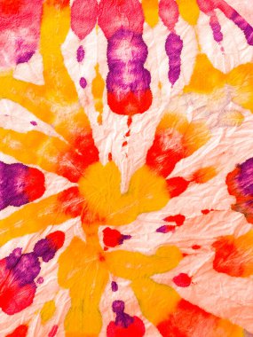 Hippi Batic. Canlı Haight San Francisco Swatch. Turuncu ve Kırmızı Psikedelik Girdap Tekstili. Boya sarmalı arka plan. Özgürlük Girdabı 'nı bağladı. Boho Boyalı Kıyafetler. Reggae Suluboya Efekti.