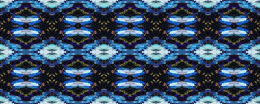 Sembol geometrik mayo deseni. Boyalı fırça Aztek arka planı. Suluboya Etnik Tasarım. Kilim Rastgele Halı dokusu. Mavi, Gri ve Siyah Dikdörtgen İkat Uyumluluğu. Etnik Kusursuz Desen.